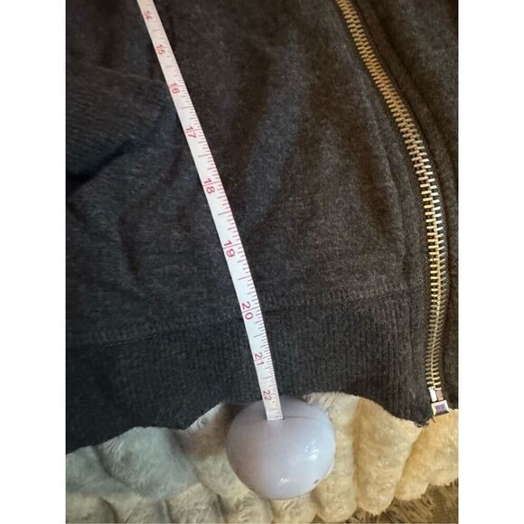 Victoria’s Secret VS large pink hooded full zip up sweatshirt angel wings grey - Picture 5 of 8